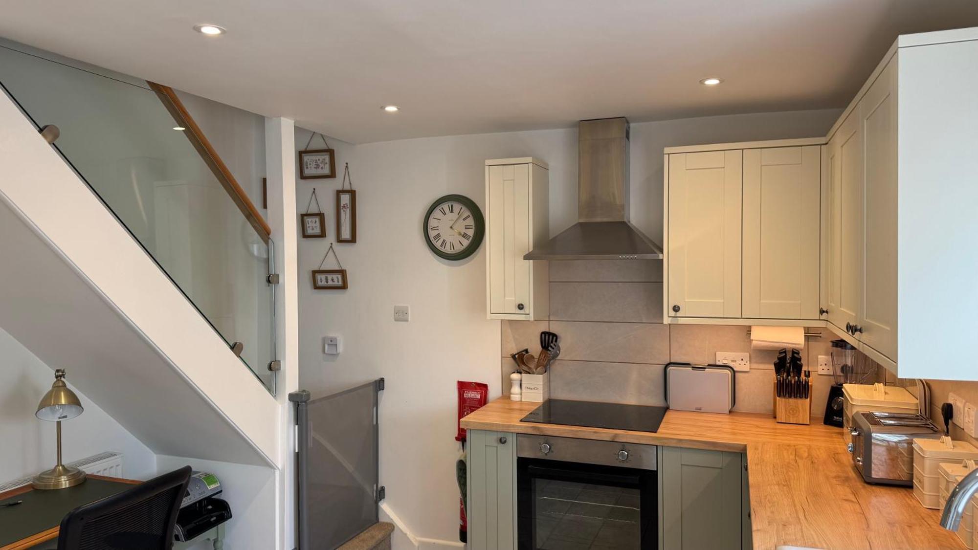3 Bed Spa Cottage Southwater Exterior foto